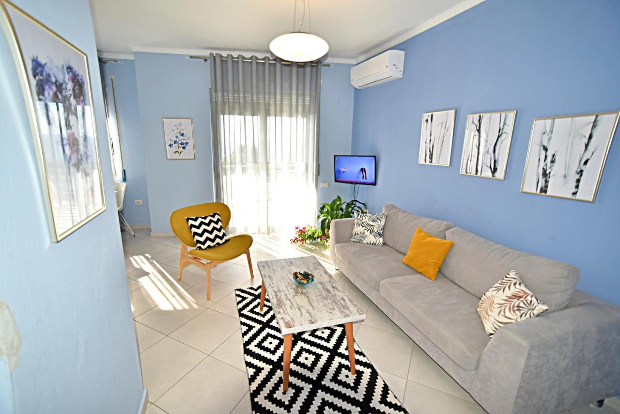 Sunrise Suites فلورا المظهر الخارجي الصورة