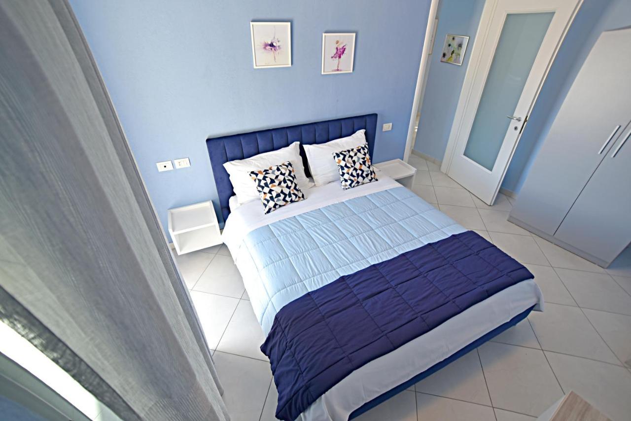 Sunrise Suites فلورا المظهر الخارجي الصورة