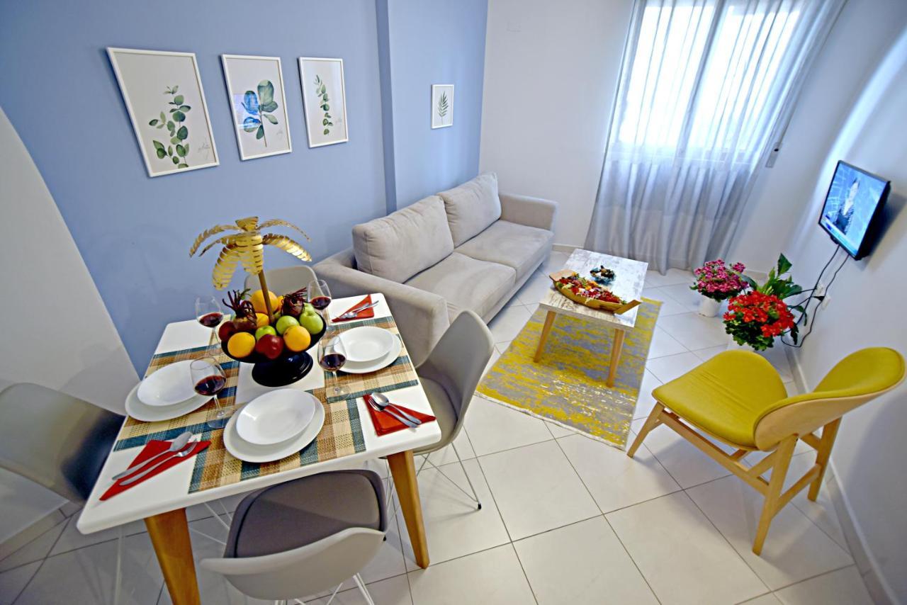 Sunrise Suites فلورا المظهر الخارجي الصورة