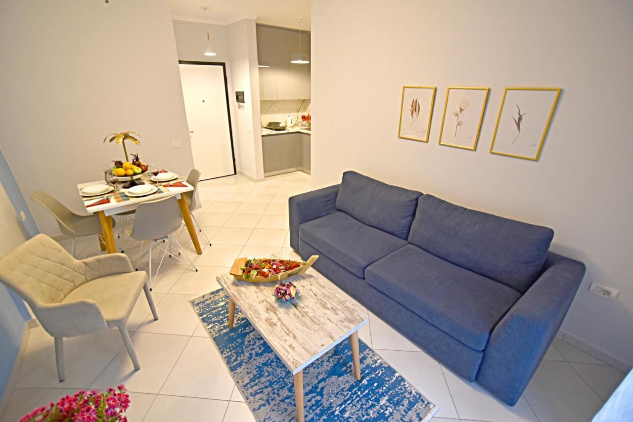 Sunrise Suites فلورا المظهر الخارجي الصورة