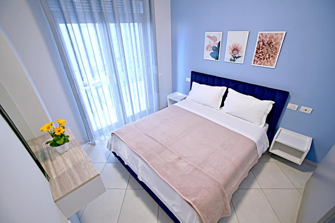 Sunrise Suites فلورا المظهر الخارجي الصورة