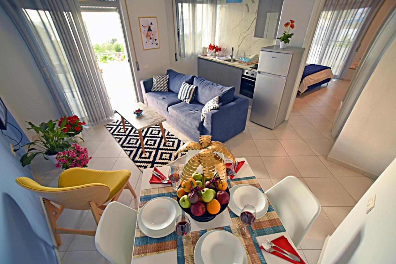 Sunrise Suites فلورا المظهر الخارجي الصورة