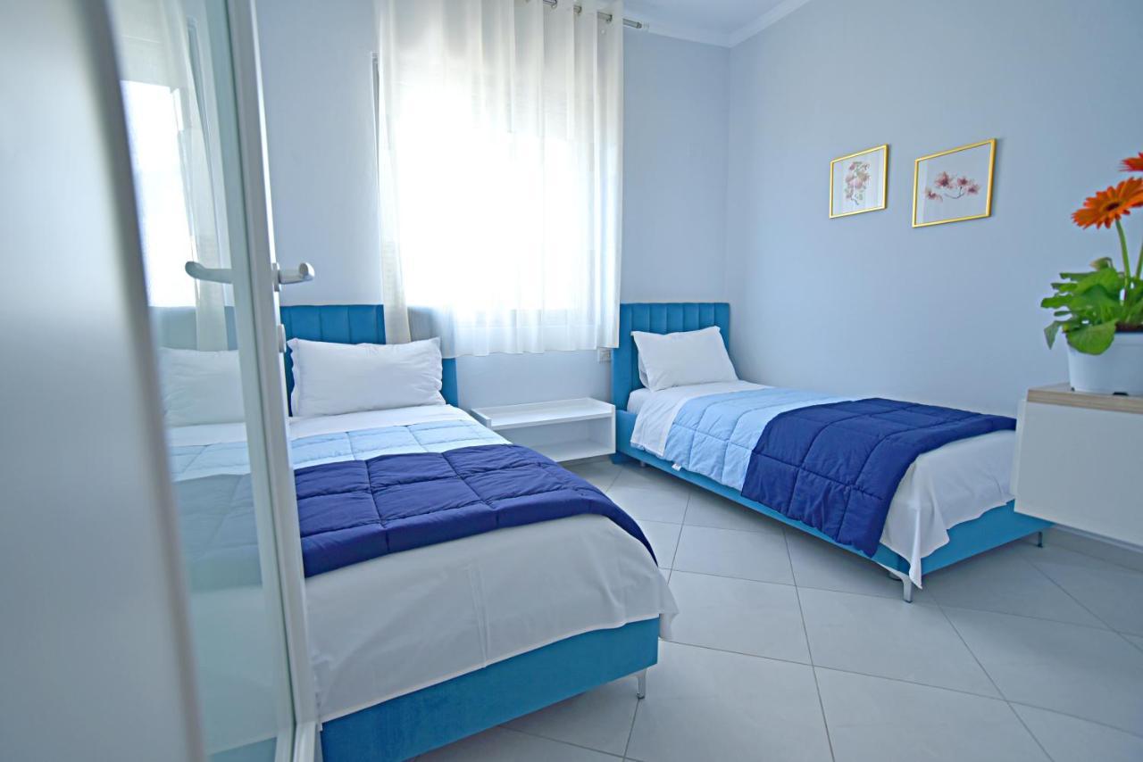 Sunrise Suites فلورا المظهر الخارجي الصورة